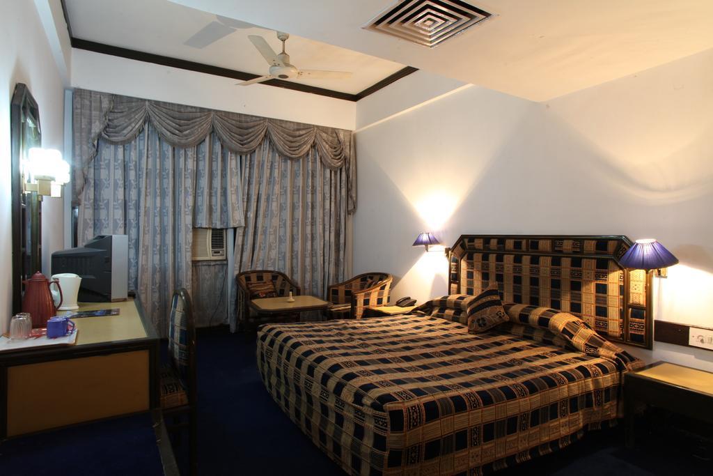 Hotel Jammu Ashok Room photo