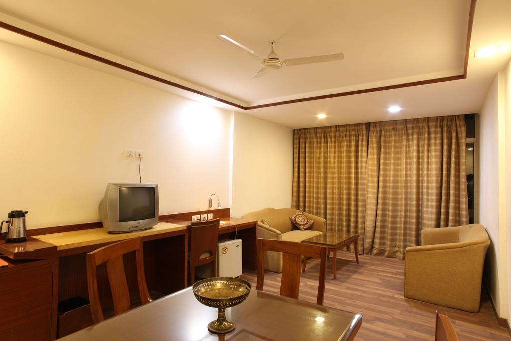 Hotel Jammu Ashok Room photo